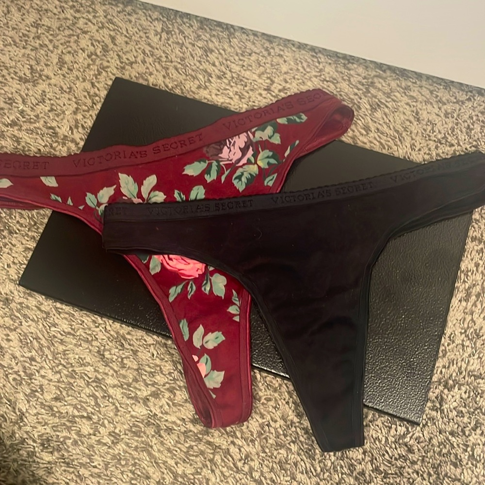 NWOT …VICTORIA SECRET THONG PANTIES 2/1